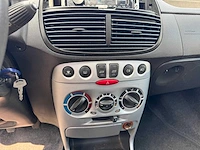 Fiat punto 1.2 navigator airco 73-rz-lb - afbeelding 14 van  15