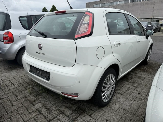 Fiat punto 1.2i easy 69, 2013 - afbeelding 18 van  23