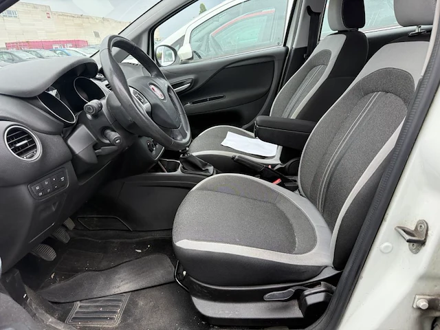 Fiat punto 1.2i easy 69, 2013 - afbeelding 21 van  23