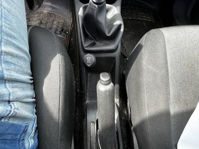 Fiat punto 1.2i street 69,2014 - afbeelding 2 van  26