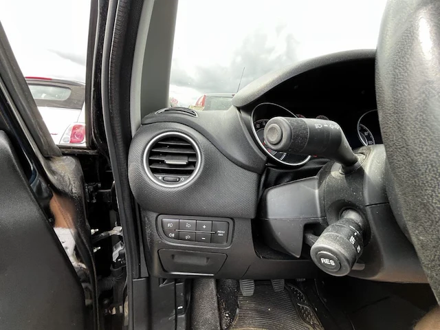 Fiat punto 1.2i street 69,2014 - afbeelding 4 van  26