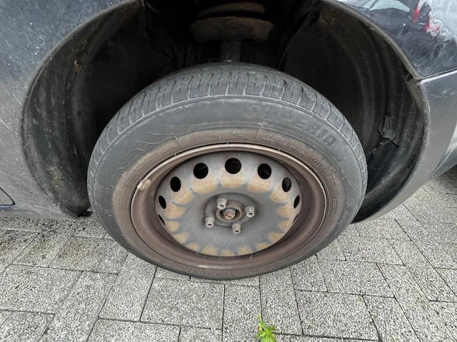 Fiat punto 1.2i street 69,2014 - afbeelding 13 van  26