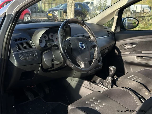 Fiat punto 1.4 gt turbo | 76xrkd | bj 2007 - afbeelding 2 van  8