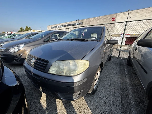 Fiat punto, 2005 - afbeelding 1 van  32
