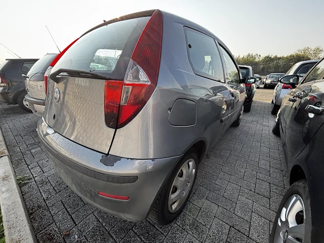 Fiat punto, 2005 - afbeelding 4 van  32