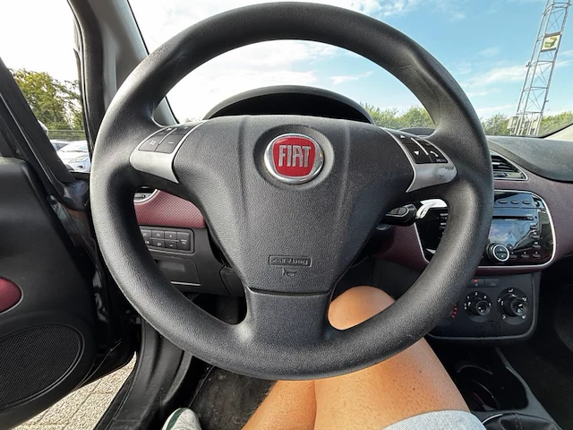 Fiat punto, 2010 - afbeelding 6 van  31