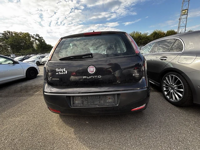 Fiat punto, 2010 - afbeelding 27 van  31