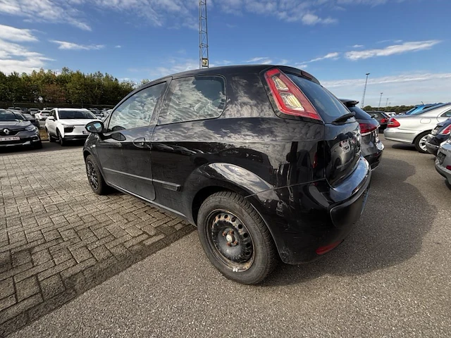 Fiat punto, 2010 - afbeelding 28 van  31