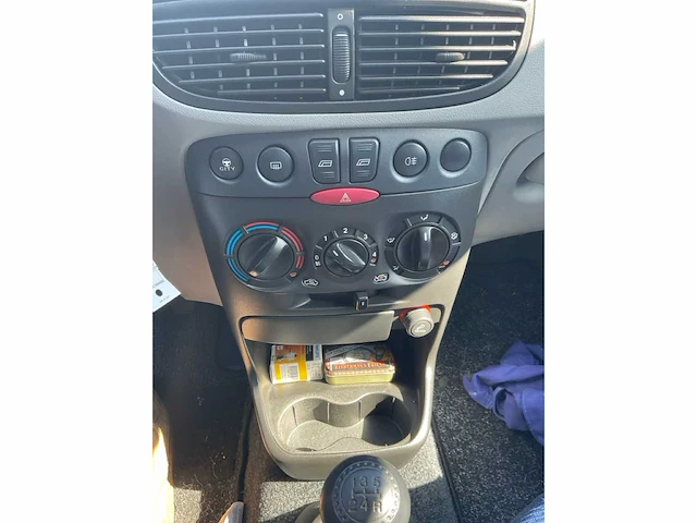 Fiat punto 32-hb-jx - afbeelding 4 van  26