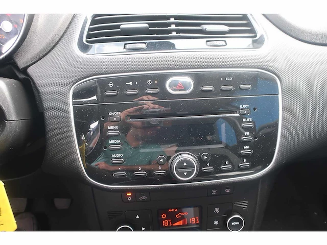 Fiat punto evo 0.9 twinair easy, 13-xtj-1 - afbeelding 14 van  17