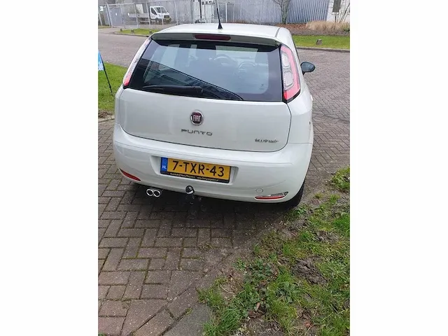 Fiat punto evo 0.9 twinair young, 7-txr-43 - afbeelding 2 van  9