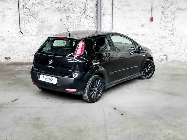 Fiat punto evo 1.3 m-jet dynamic 84pk 2011, 87-nzx-2 - afbeelding 2 van  38