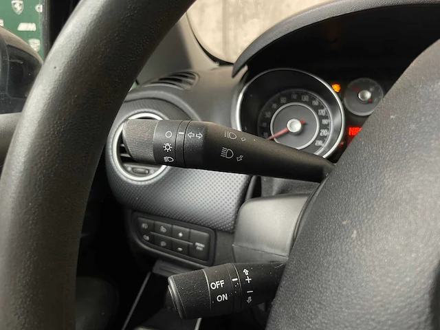 Fiat punto evo 1.3 m-jet dynamic 84pk 2011, 87-nzx-2 - afbeelding 16 van  38