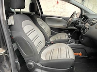 Fiat punto evo 1.3 m-jet dynamic 84pk 2011, 87-nzx-2 - afbeelding 26 van  38
