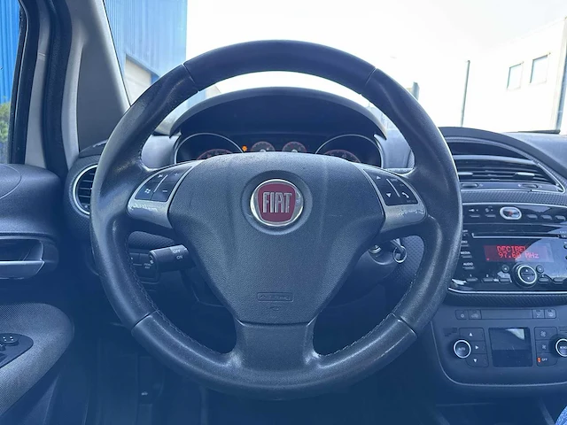 Fiat punto evo 1.3 m-jet dynamic car 2010 | 25-nvk-4 - afbeelding 7 van  25