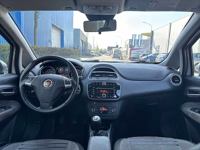 Fiat punto evo 1.3 m-jet dynamic car 2010 | 25-nvk-4 - afbeelding 17 van  25