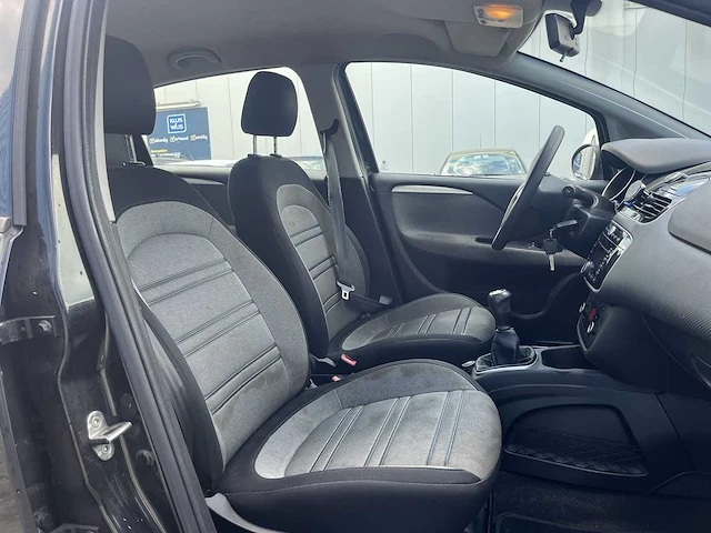 Fiat punto evo 1.3 m-jet dynamic car 2012 | 73-tpp-9 - afbeelding 15 van  25