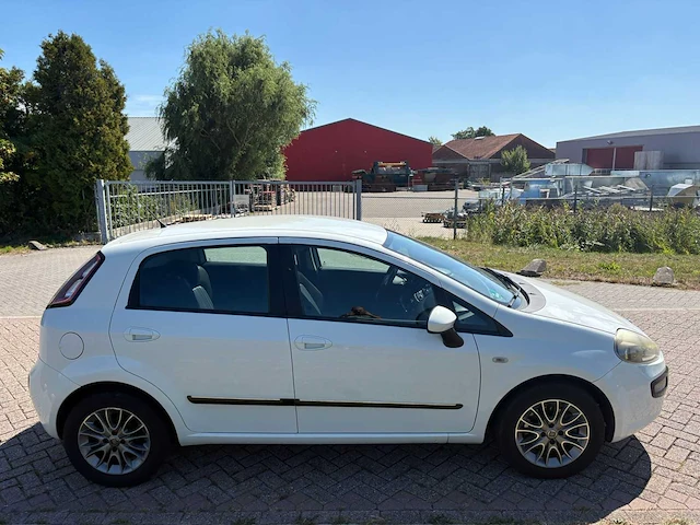 Fiat punto evo 1.3 m-jet mylife , 19-rzn-7 - afbeelding 10 van  22