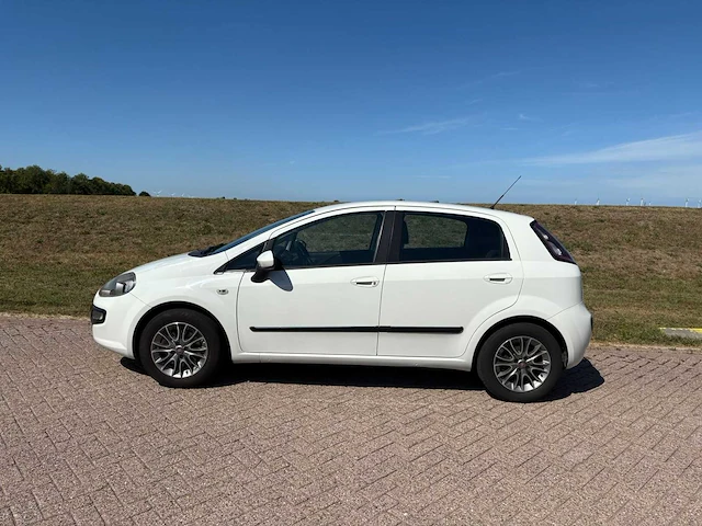Fiat punto evo 1.3 m-jet mylife , 19-rzn-7 - afbeelding 11 van  22