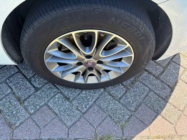 Fiat punto evo 1.3 m-jet mylife , 19-rzn-7 - afbeelding 21 van  22