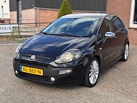 Fiat punto evo 1.4-16v m-air sport , nl-801-n - afbeelding 1 van  18