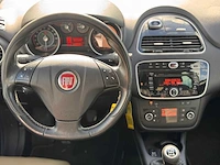 Fiat punto evo 1.4-16v m-air sport , nl-801-n - afbeelding 16 van  18