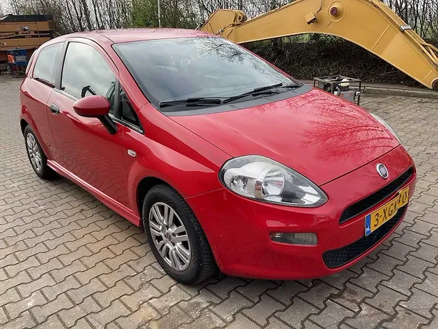 Fiat punto evo personenauto - afbeelding 12 van  28