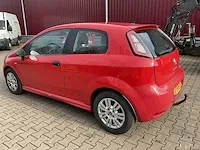 Fiat punto evo personenauto - afbeelding 23 van  28