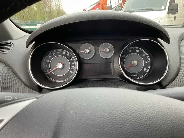 Fiat punto evo personenauto - afbeelding 6 van  22