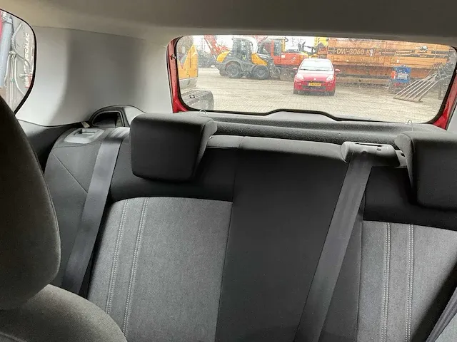 Fiat punto evo personenauto - afbeelding 14 van  22