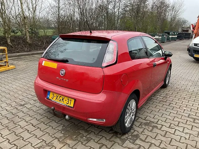 Fiat punto evo personenauto - afbeelding 16 van  22