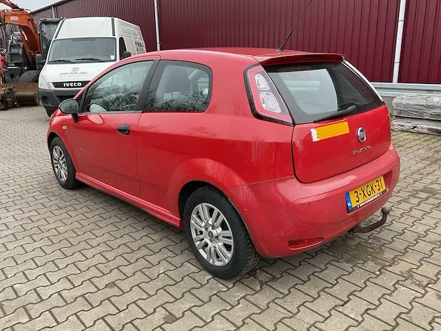 Fiat punto evo personenauto - afbeelding 17 van  22