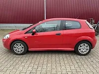 Fiat punto evo personenauto - afbeelding 18 van  22