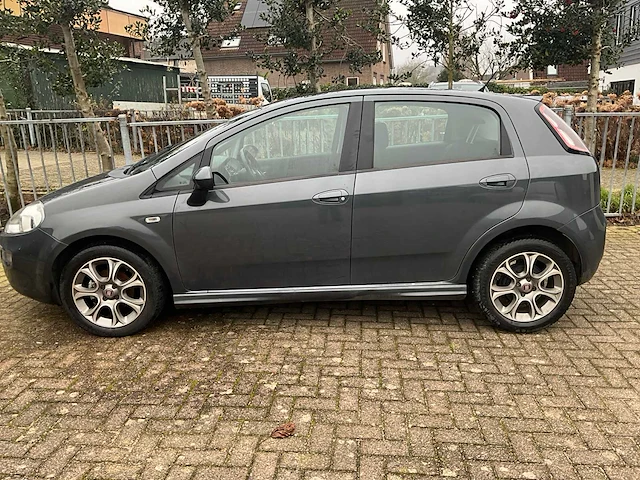 Fiat punto evo - afbeelding 27 van  30