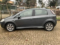 Fiat punto evo - afbeelding 27 van  30