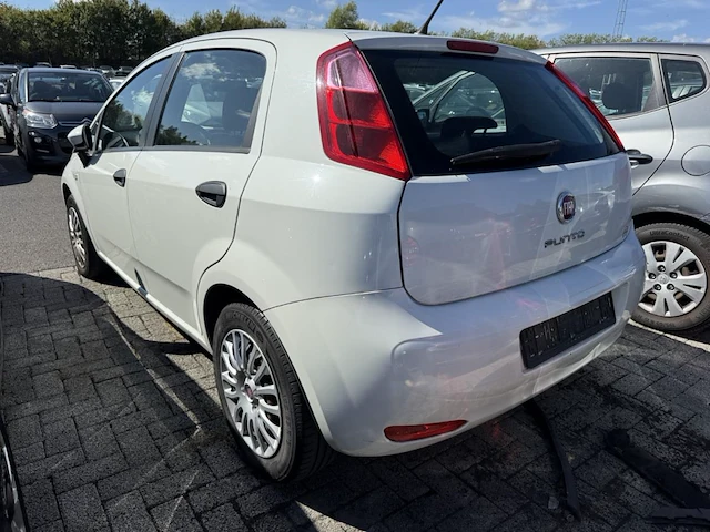 Fiat punto street, 2015 - afbeelding 18 van  22