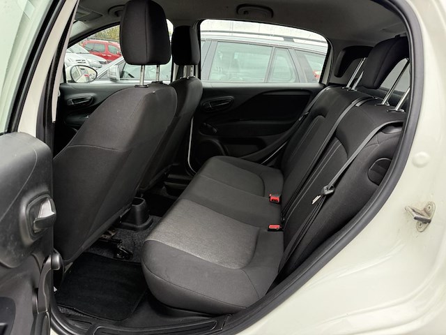 Fiat punto street, 2015 - afbeelding 11 van  26