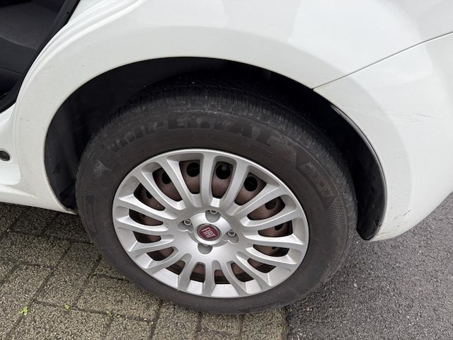 Fiat punto street, 2015 - afbeelding 13 van  26