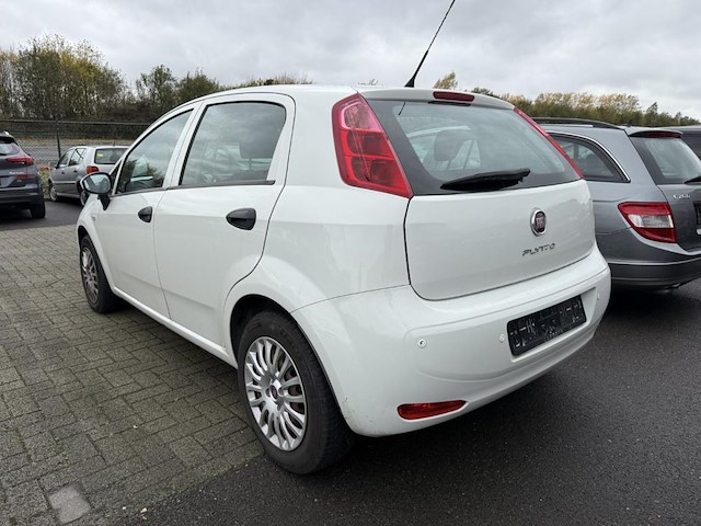 Fiat punto street, 2015 - afbeelding 22 van  26
