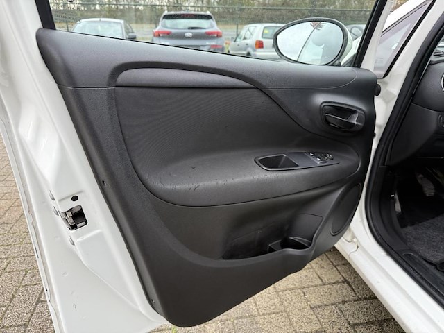 Fiat punto street, 2015 - afbeelding 23 van  26