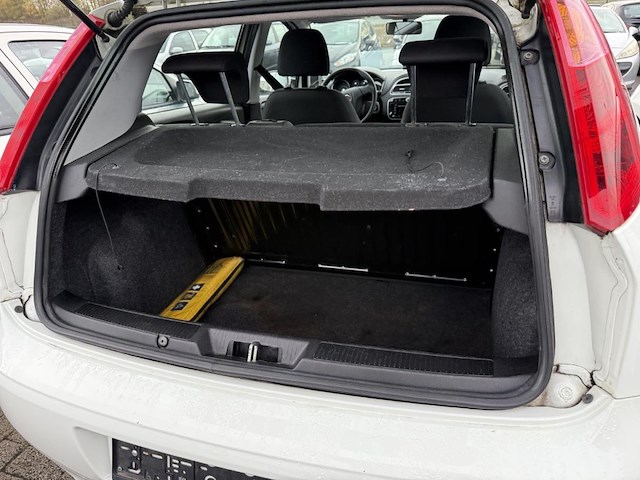 Fiat punto street, 2016 - afbeelding 11 van  23