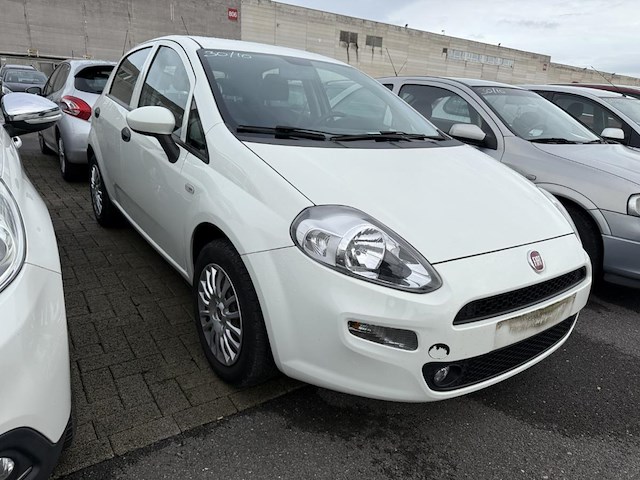 Fiat punto street, 2016 - afbeelding 17 van  23