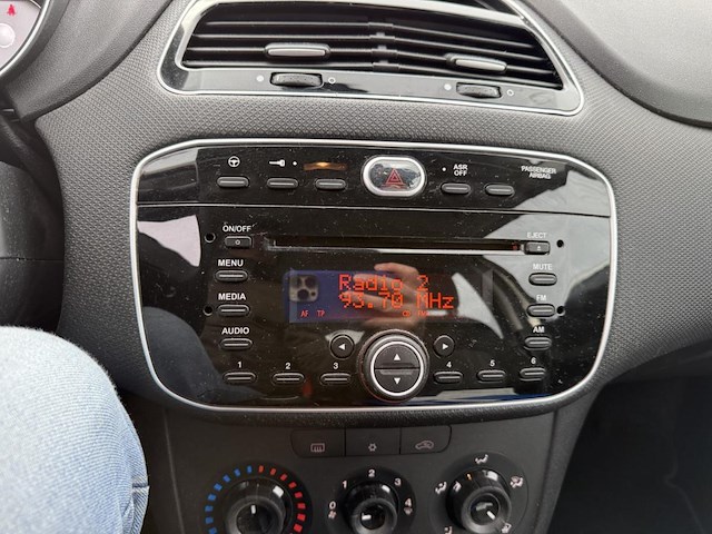 Fiat punto street, 2016 - afbeelding 2 van  26