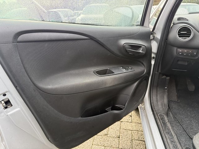 Fiat punto street, 2016 - afbeelding 23 van  26