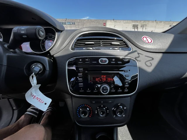 Fiat punto street,2016 - afbeelding 26 van  26
