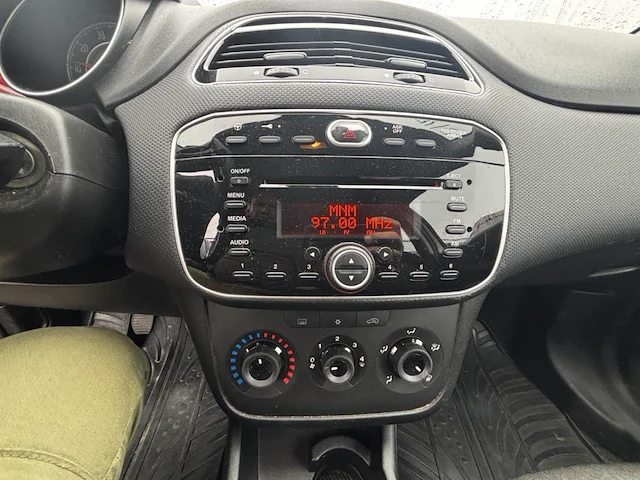 Fiat punto street,2016 - afbeelding 2 van  26