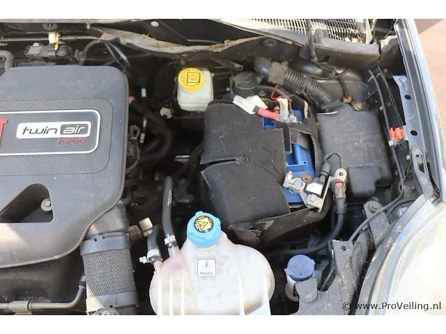 Fiat punto twin air turbo | benzine | apk tot september 2026 | bwjr. 2013| kenteken: 1-kjb-26 - afbeelding 13 van  24