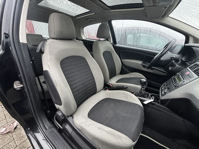 Fiat punto,2006 - afbeelding 14 van  30