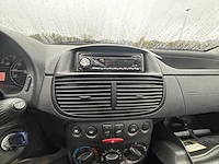 Fiat punto,2006 - afbeelding 2 van  30