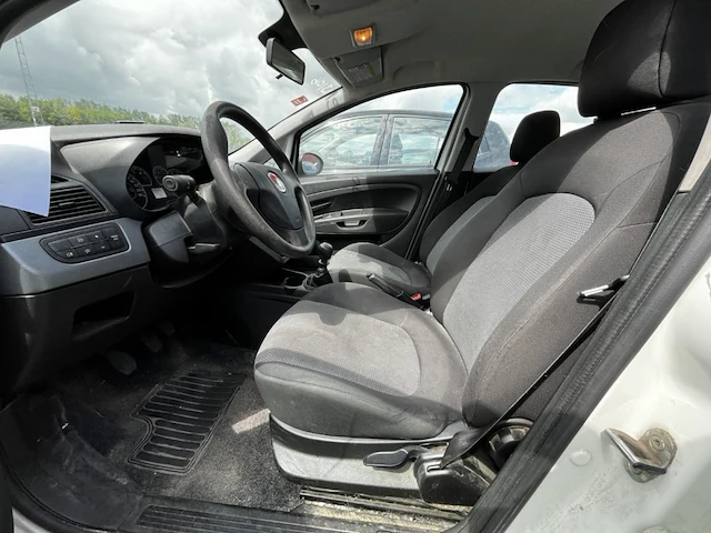 Fiat punto,2012 - afbeelding 9 van  34